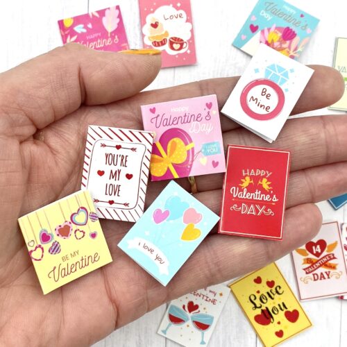 Zestaw 4 miniaturowych kartek na Walentynki