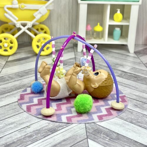 Miniature baby gym for doll - pink